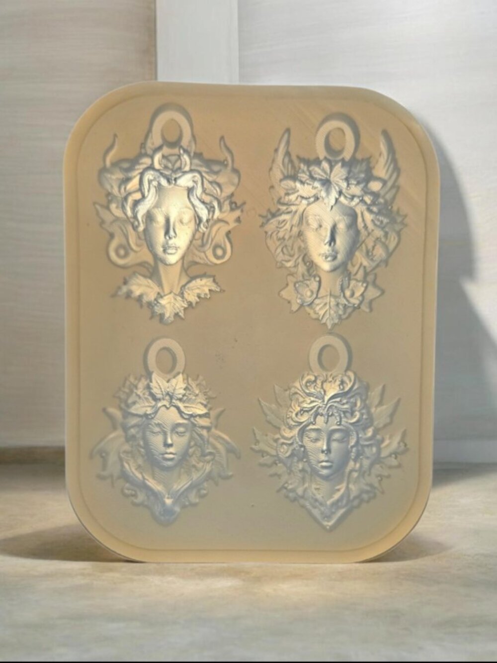 Classical Era Ladies Silicone Mold